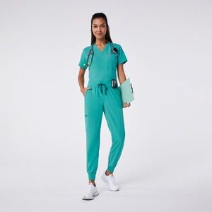 FIGS OASIS Scrub Set